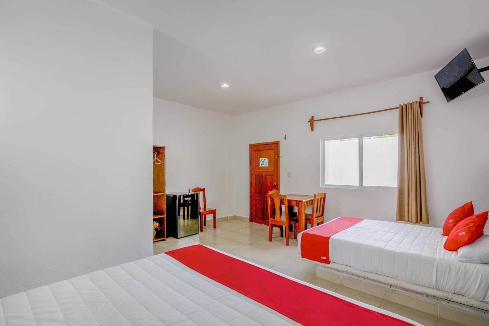 Oyo Hotel Palma Real Tulum Eksteriør bilde