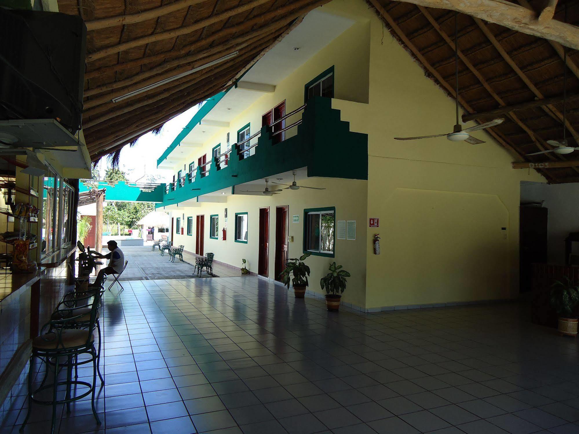 Oyo Hotel Palma Real Tulum Eksteriør bilde